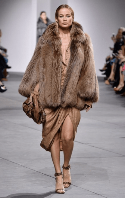 Want to rock NYFW trends this fall? The DC Darlings rounded up some of our favorite&nbsp;NYFW trends that transform these off the runway looks to ready to wear!